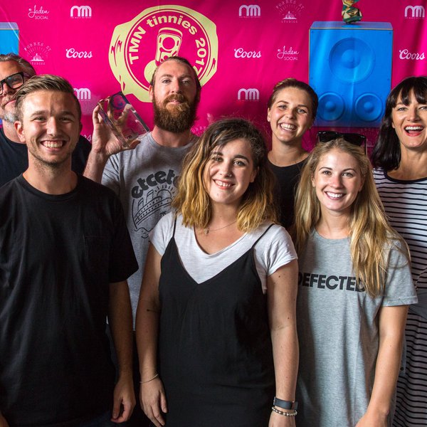 Tinnies (Tinnies / Image 2)